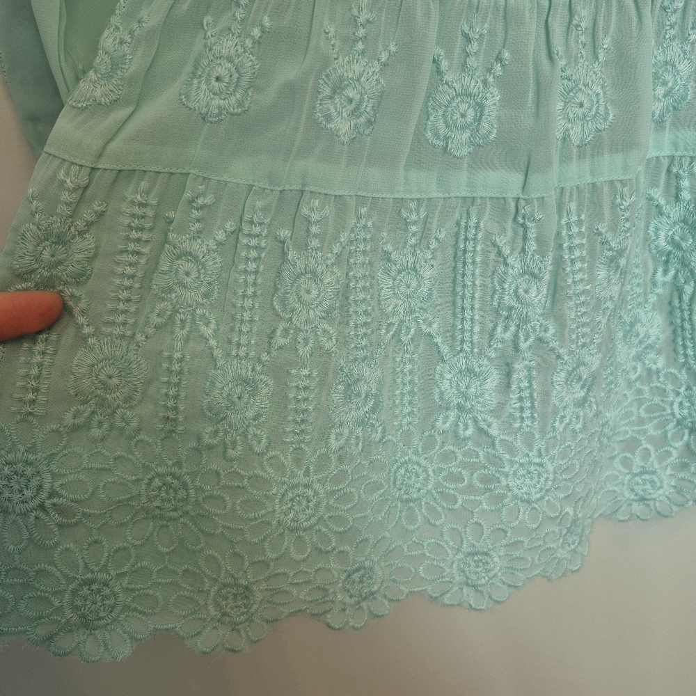 Guess Women's Boho Teal Sheer Peplum Floral Embroidered Blouse Size Small - Picture 5 of 8